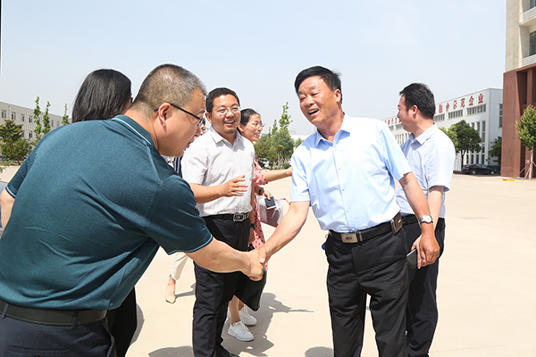 Warmly Welcome The Leaders Of Jining Innovation And Entrepreneurship Research Institute To Visit The China Coal Group Warmly Welcome The Leaders Of Jining Innovation And Entrepreneurship Research Institute To Visit The China Coal Group